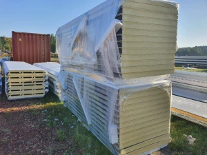 Płyta warstwowa ścienna z wypełnieniem PIR 60mm 2 gat.